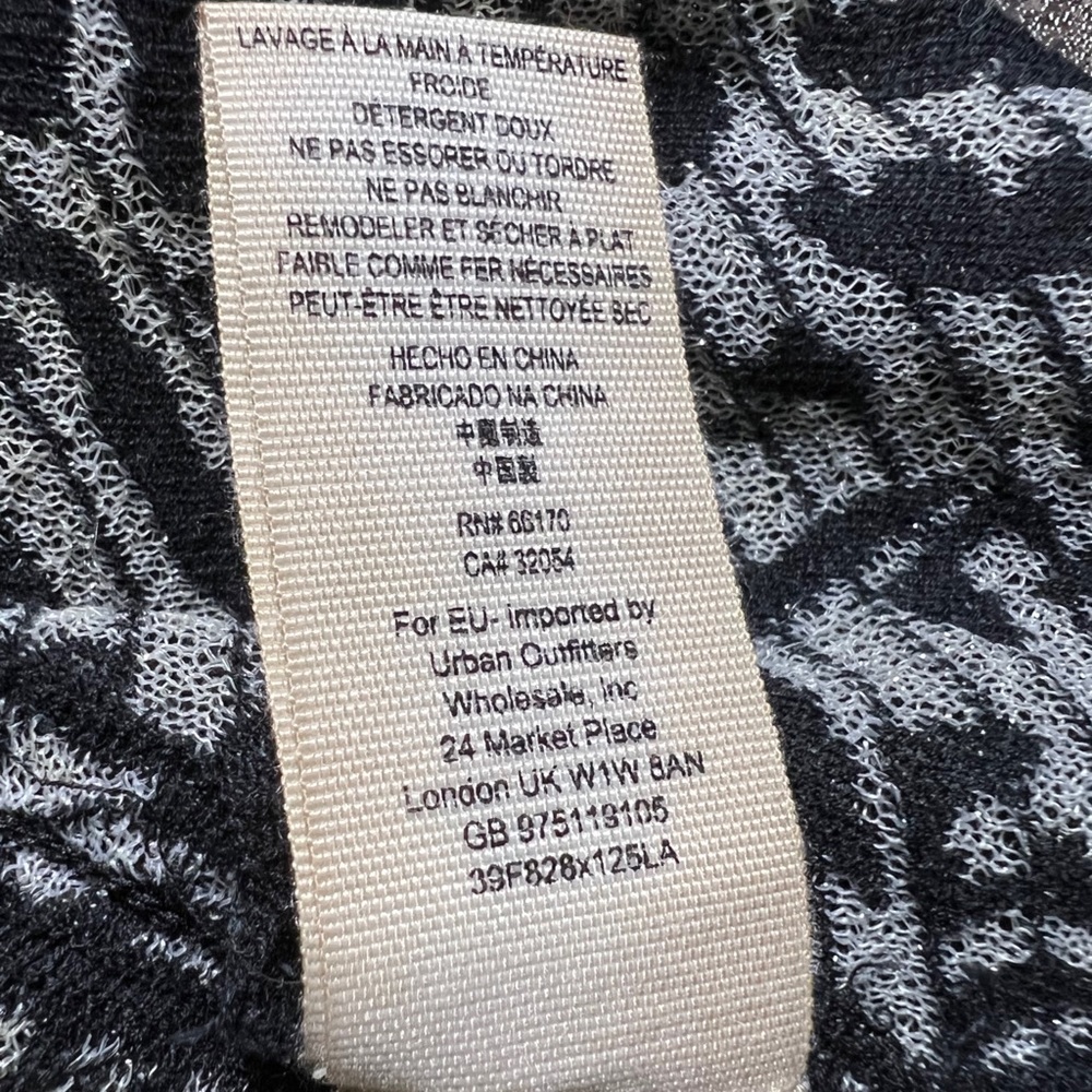 Free People Black Silver Boho Fringe Open Front Cardigan Kimono XS/S Oversized - Picture 9 of 13